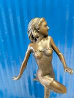 Bronzen beeld van een danseres., Antiek en Kunst, Kunst | Beelden en Houtsnijwerken, Ophalen of Verzenden