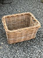 Diverse rotan rieten  bloemen manden, bloempotten, Tuin en Terras, Bloembakken en Plantenbakken, Ophalen