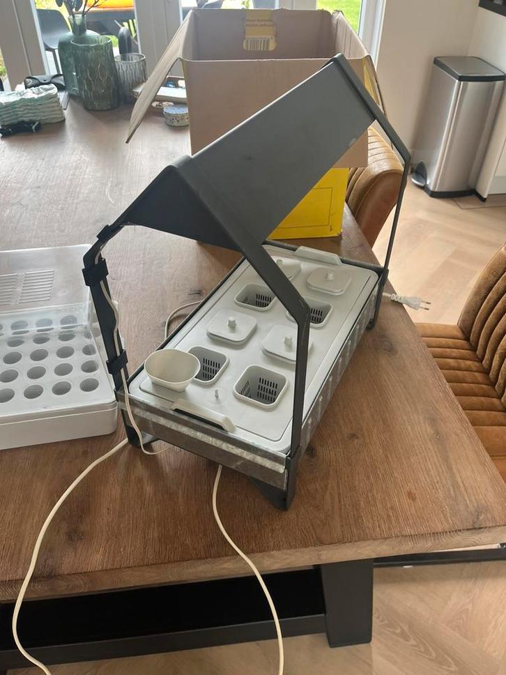 Ikea krydda kweekset plantenkas met lamp, Tuin en Terras, Kweekspullen, Zo goed als nieuw, Kweekbak, Ophalen