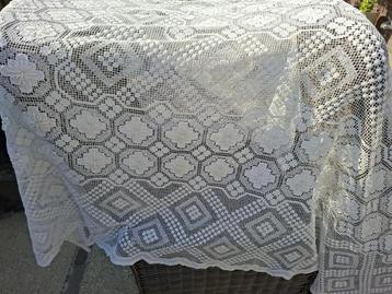 Vintage sprei, geknoopt, 200 cm x 174 cm beschikbaar voor biedingen