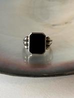 🔸 Zwarte zilveren zegelring, Sieraden, Tassen en Uiterlijk, Antieke sieraden, Ophalen of Verzenden, Zilver, Ring, Met edelsteen