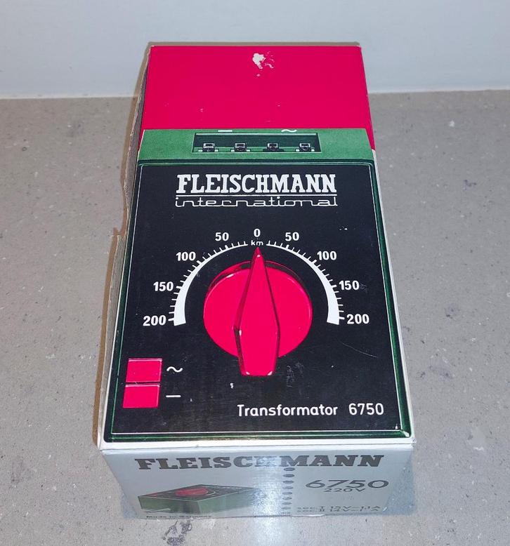 Fleischmann 6750 - MSF trafo in ovp, Hobby en Vrije tijd, Modeltreinen | H0, Zo goed als nieuw, Transformator of Voeding, Gelijkstroom of Wisselstroom