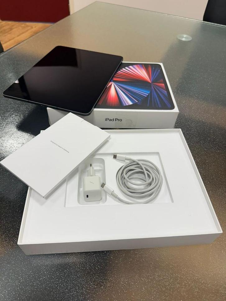 iPad Pro 12,9 inch 5e generatie (2021, serie A246 Kleur:grey, Computers en Software, Apple iPads, Refurbished, Apple iPad Pro