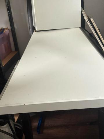 Afzuigkap - Schoon en Functioneel beschikbaar voor biedingen