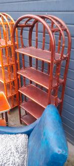 Vintage Rotan boogkast, Huis en Inrichting, Kasten | Overige, Ophalen, Zo goed als nieuw