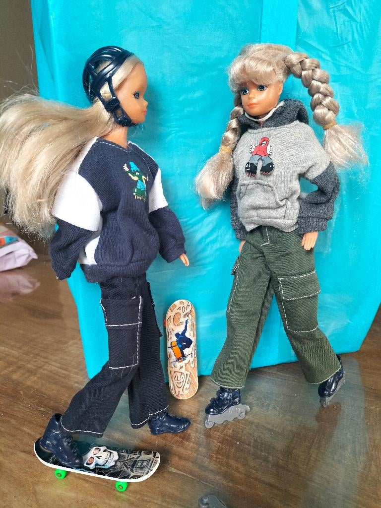 Steffi Love/Simba, 2 poppen, incl skateboards & rollerblades, Ophalen of Verzenden, Zo goed als nieuw, Pop