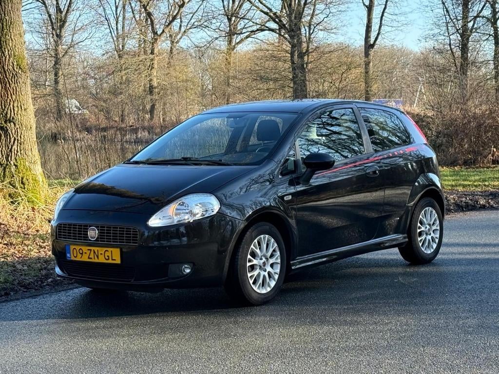 Fiat Punto 1.4 3DR 2008 GP uitvoering Zwart, Voorwielaandrijving, 40 €/maand, 4 cilinders, 400 kg
