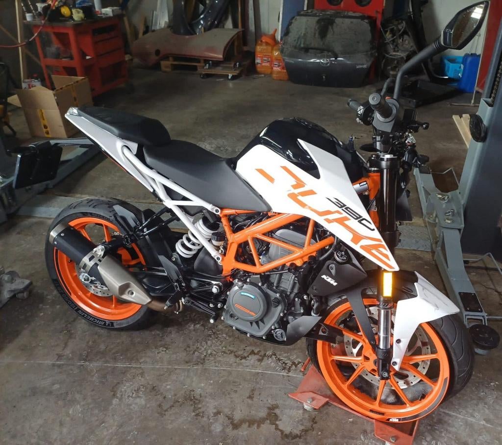 KTM uit 2019 met schade, nieuw frame en onderdelen, Motoren, Motoren | KTM, Particulier, 373 cc, Minimaal motorrijbewijs A2, 1 cilinder