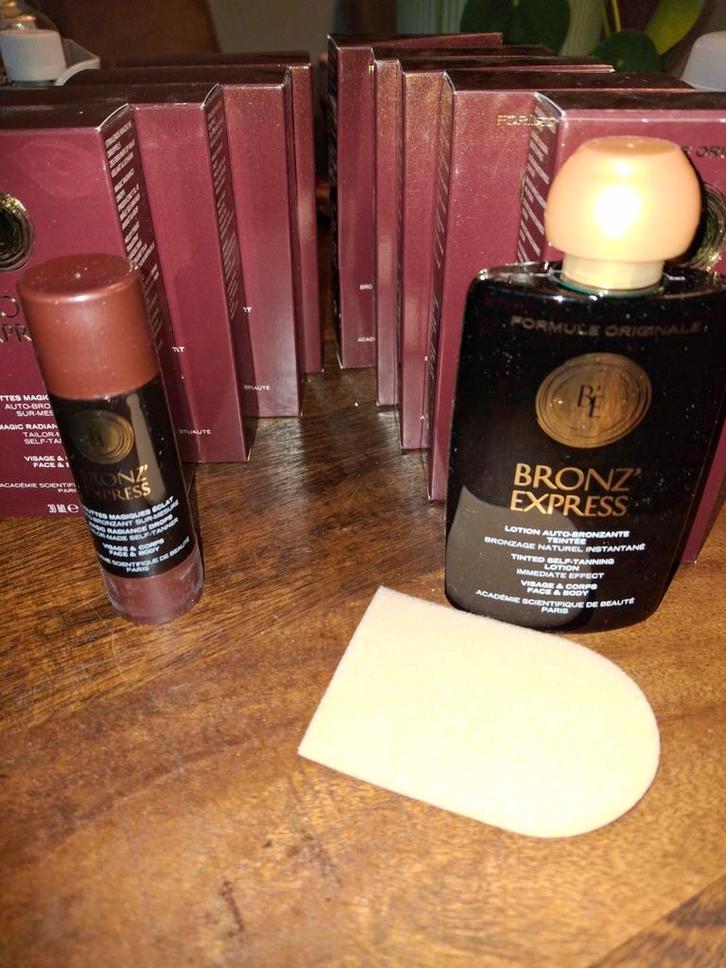 Bronz Express Zelfbruiner Set, Sieraden, Tassen en Uiterlijk, Uiterlijk | Gezichtsverzorging, Nieuw, Verzorging, Gehele gezicht