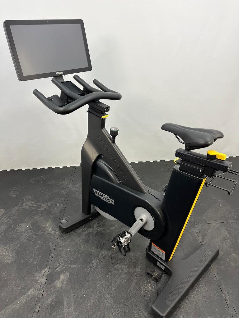 Technogym Bike, Niet ingevuld, Niet ingevuld, Ophalen of Verzenden, Benen