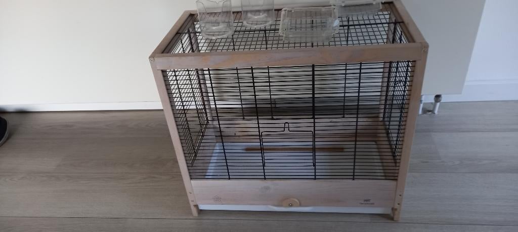 Ferplast vogelkooi 58 x 30 x 50 cm., Dieren en Toebehoren, Vogels | Hokken en Kooien, Ophalen, Zo goed als nieuw, Hout, Vogelkooi