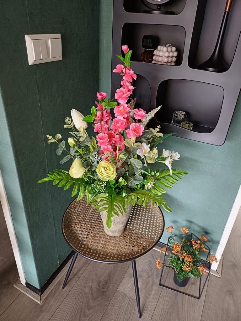 Zijden bloemstuk met pot/vaas, 60 cm hoog, Ophalen of Verzenden, Nieuw