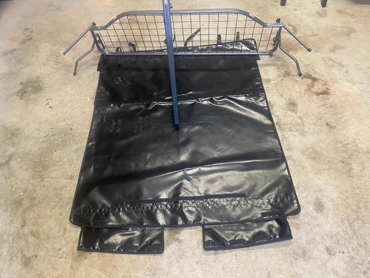 Travall Jeep Renegate, Auto diversen, Hondenrekken, Zo goed als nieuw, Ophalen