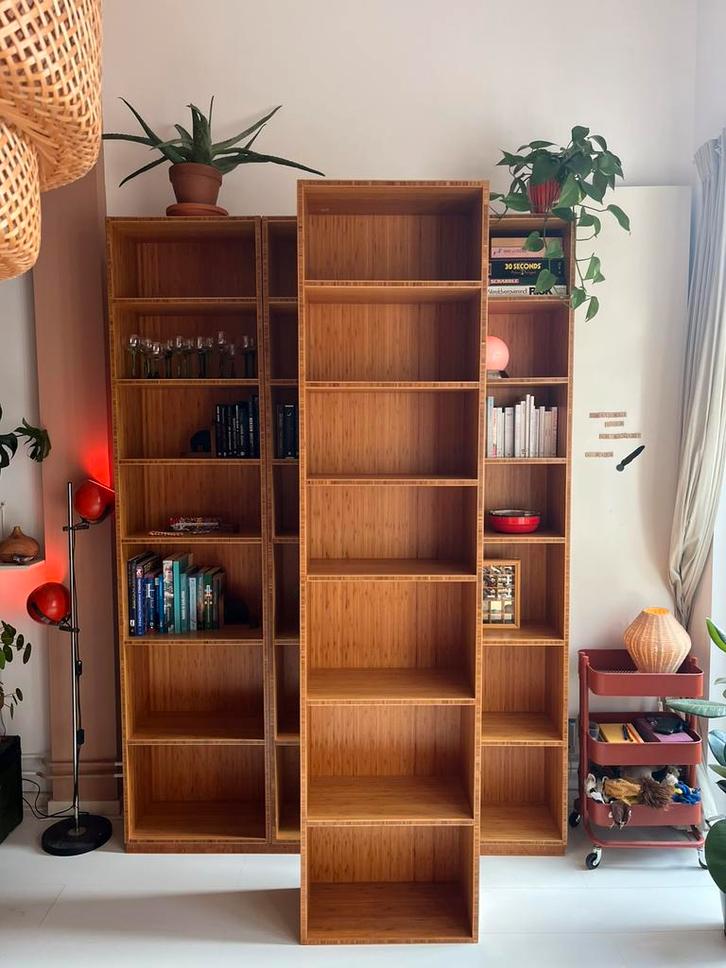 Massief bamboe boekenkast, Huis en Inrichting, Kasten | Boekenkasten, Zo goed als nieuw, 50 tot 100 cm, 200 cm of meer, 25 tot 50 cm