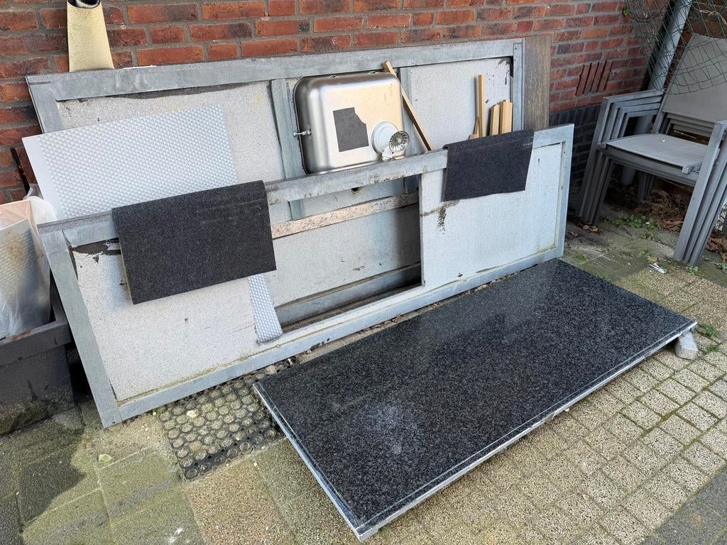 Granieten aanrechtblad, Huis en Inrichting, Keuken | Keukenelementen, Ophalen, Gebruikt, 200 cm of meer, Minder dan 100 cm