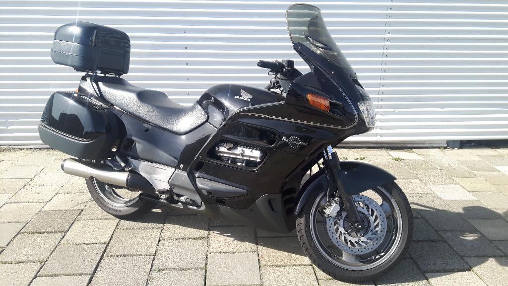 Pan European st 1100  Top staat van eigenaar motorzaak 66dkm, 4 cilinders, Bedrijf, Toermotor, 1100 cc