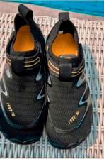 Nieuwe unisex waterschoen maat 36. Binnenzool 23 cm, Nieuw, Ophalen of Verzenden, Sportschoenen, Zwart