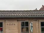 144 x grijze betonnen dakpannen sneldekkers + gevelpannen, Ophalen, Steen of Klei, Zo goed als nieuw, 15 m² of meer