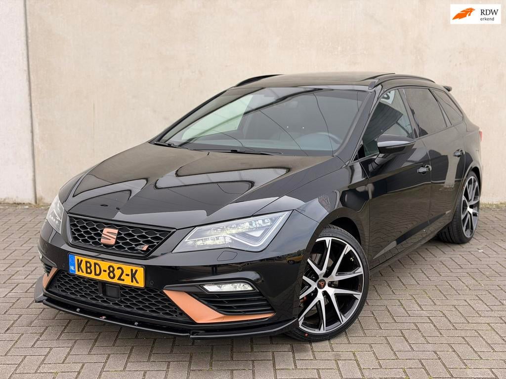 Seat Leon ST 2.0 TSI Cupra FR DSG Pano 19'' Virtual Trekh Le, Auto's, Seat, Gebruikt, 1984 cc, Leon, Zwart
