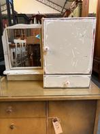 Vintage brocante wandkastje / hangkastje, Antiek en Kunst, Curiosa en Brocante, Ophalen of Verzenden