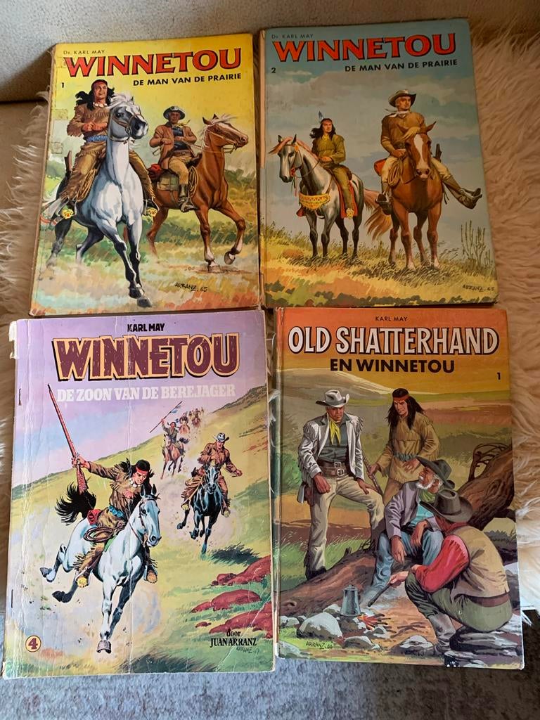 4 Winnetou & Old Shatterhand stripboeken - Karl May, Boeken, Stripboeken, Meerdere stripboeken, Ophalen of Verzenden, Gelezen