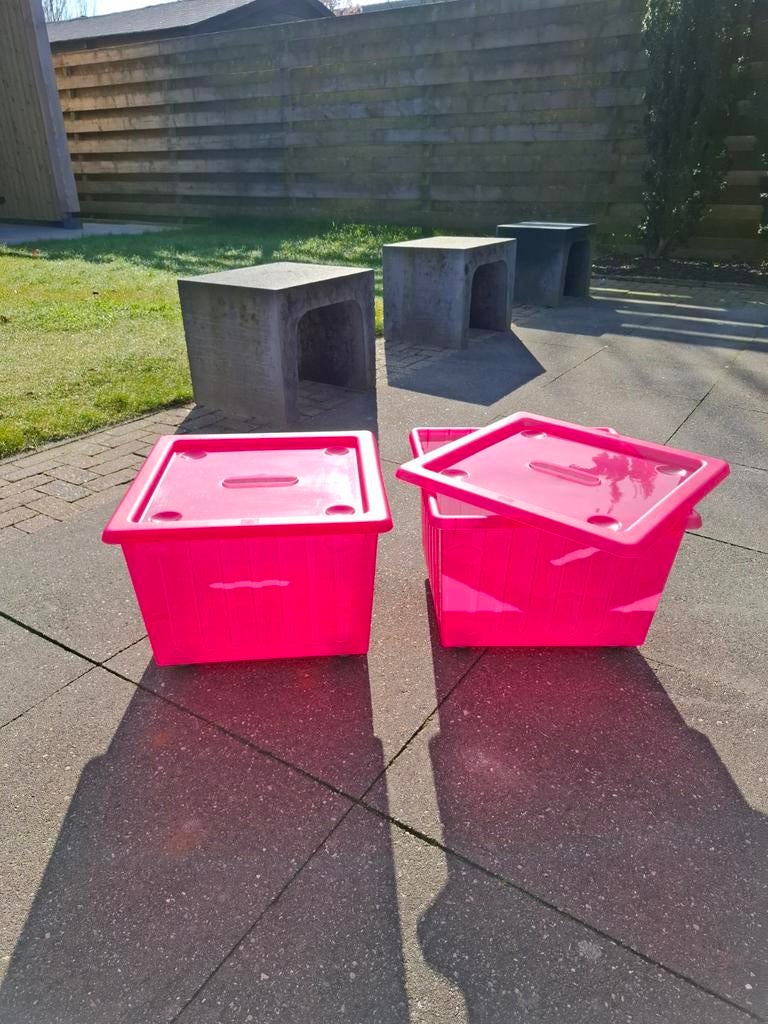 Bak op wielen ikea vessla, Ophalen, Zo goed als nieuw