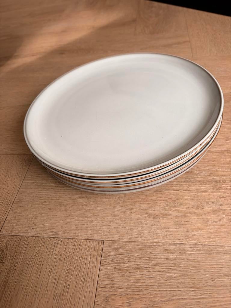 Ikea Gladelig Borden en Schaaltjes Set, Keramiek, Ophalen of Verzenden, Zo goed als nieuw, Effen