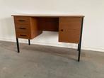 Vintage Deens design teak Bureau Jaren '60 - Klooster Meubel, Huis en Inrichting, Ophalen of Verzenden, Gebruikt, Bureau