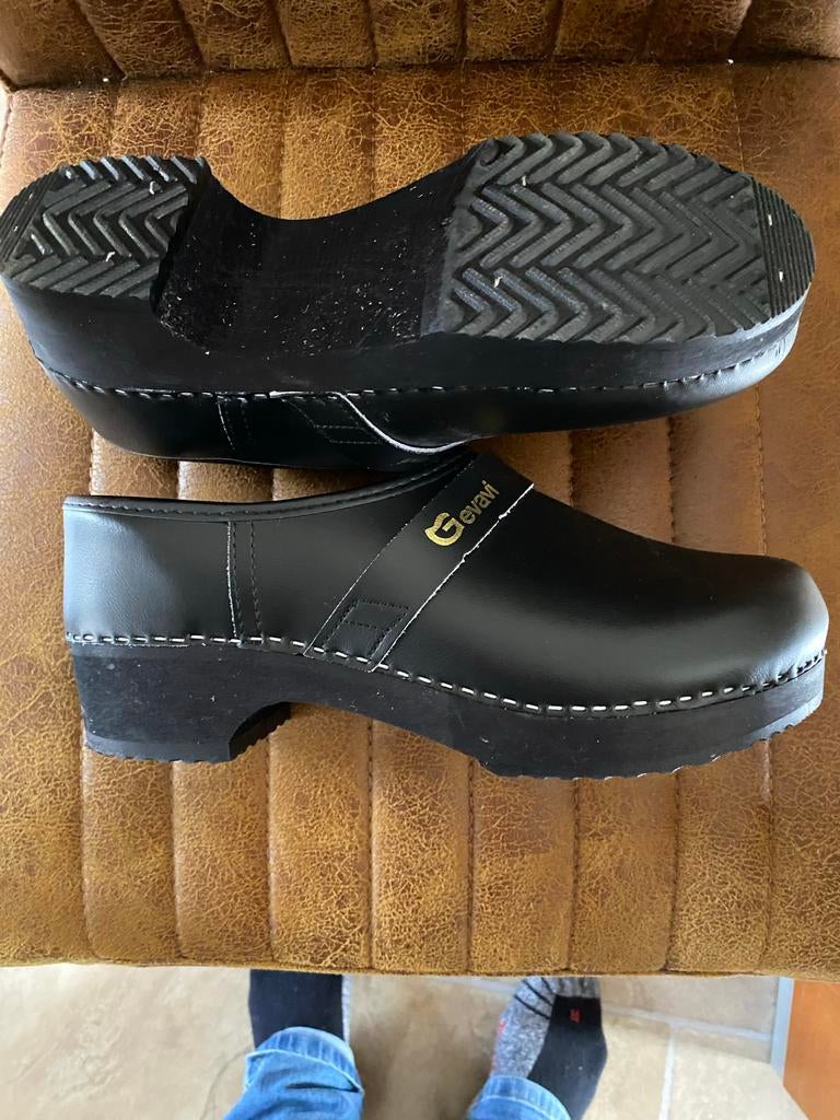 Gevavi  Klompen Zo Goed als Nieuw maat 45, Ophalen, Zo goed als nieuw, Zwart, Overige typen