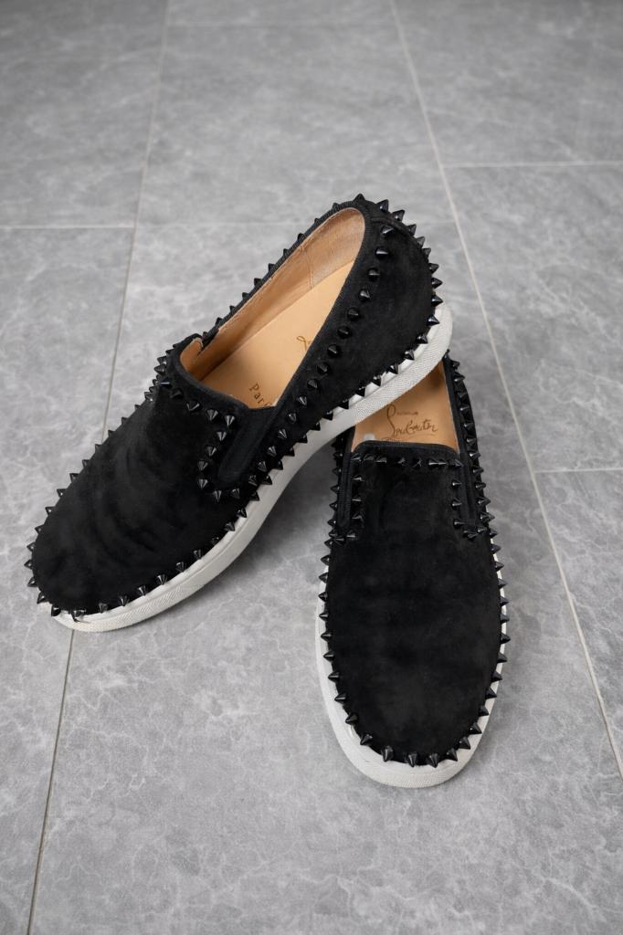 Christian Louboutin Roller Boat Slip-ons spikes maat 40, Christian Louboutin, Zwart, Ophalen of Verzenden, Sneakers of Gympen