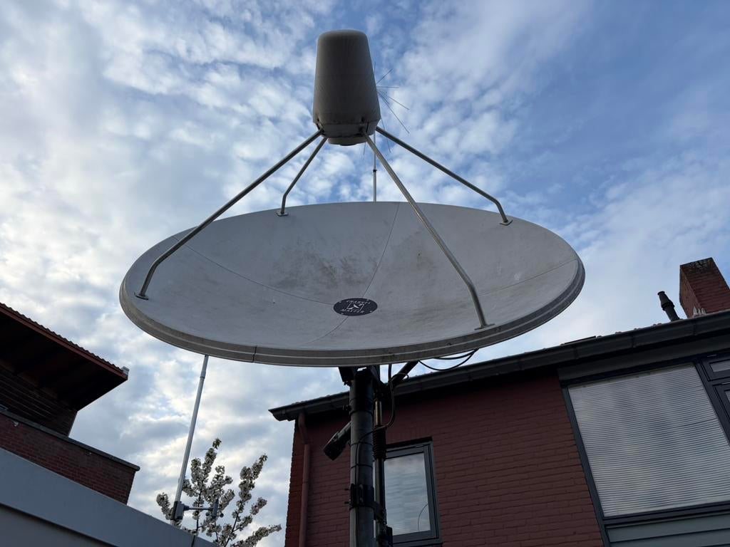 180 cm satellieten schotel Channel Master, Ophalen of Verzenden, Gebruikt, Antenne