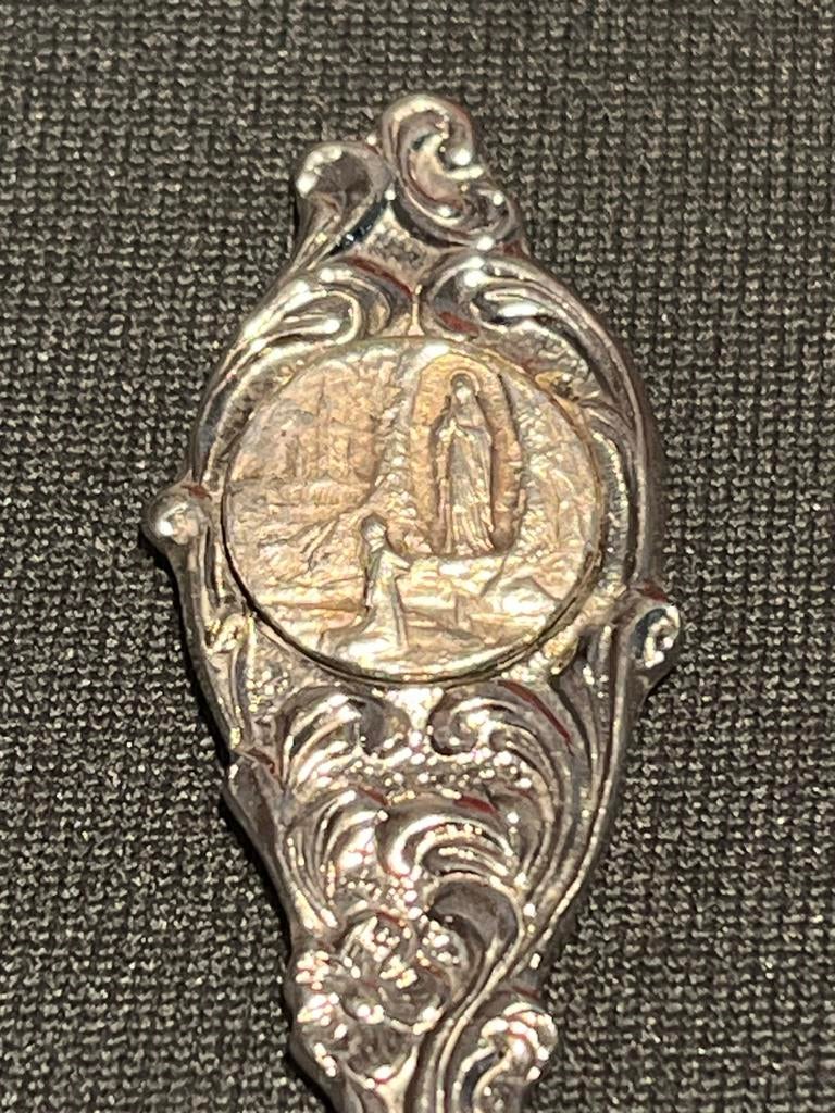 Vintage Lourdes lepeltje., Ophalen of Verzenden