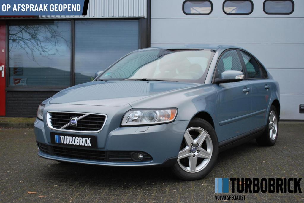 Volvo S40 2.0 Kinetic |Cruise|Climate|Trekhaak|Youngtimer, Auto's, Volvo, Stof, Gebruikt, Zwart, 4 cilinders