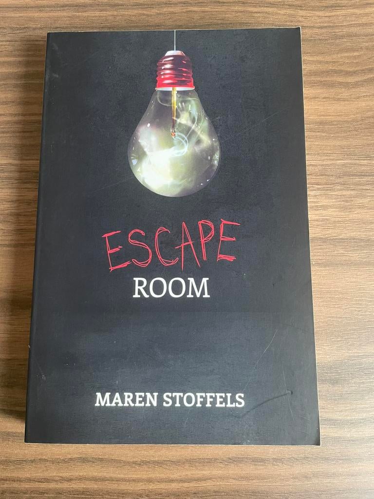 Maren Stoffels - Escape Room, Ophalen of Verzenden, Zo goed als nieuw, Maren Stoffels
