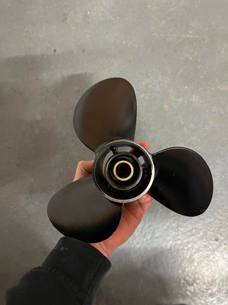 Mercury Schroef 15-25 pk, pitch 11, slechts 10 vaaruren, Watersport en Boten, Bootonderdelen, Ophalen, Zo goed als nieuw, Motor en Techniek