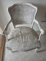 Antieke stoel met lichte bekleding [ Renovatie], Ophalen