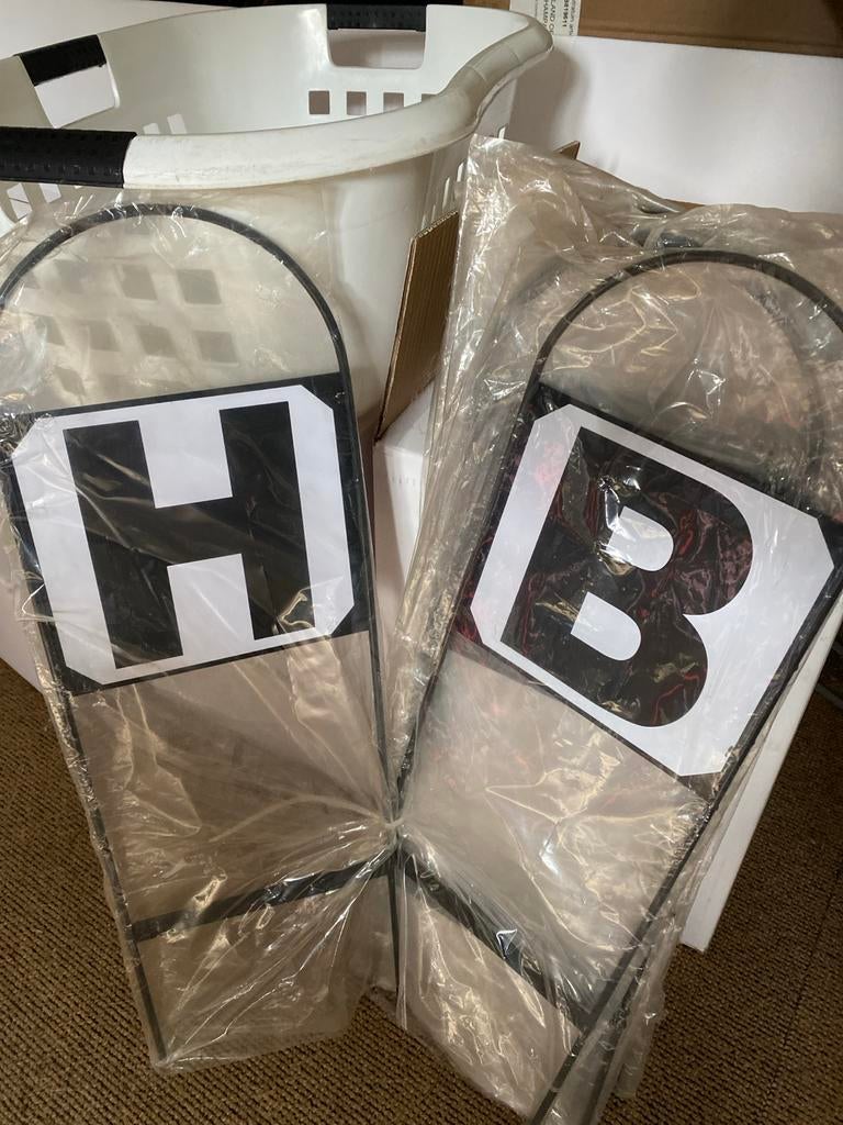 Paardenbak letters, Ophalen of Verzenden, Gebruikt, Overige soorten