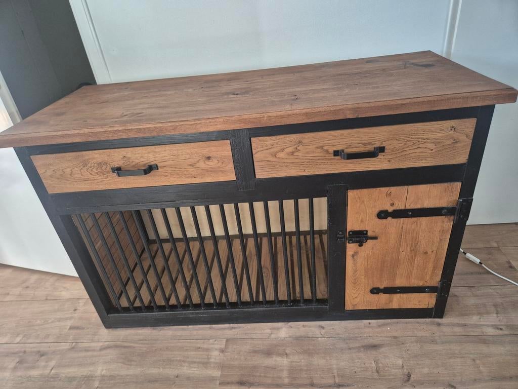 Mooie houten bench met 2 lades, Dieren en Toebehoren, Hondenbenches, Ophalen, Gebruikt
