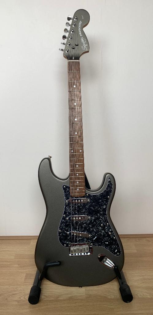 Squier Standard series stratocaster, Ophalen, Zo goed als nieuw, Solid body, Overige merken