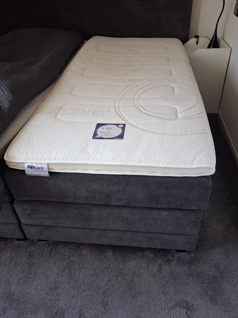 Boxspring Beddenreus 90x200 elektrisch verstelbaar Topmatras, Ophalen, 90 cm, Eenpersoons, Zo goed als nieuw