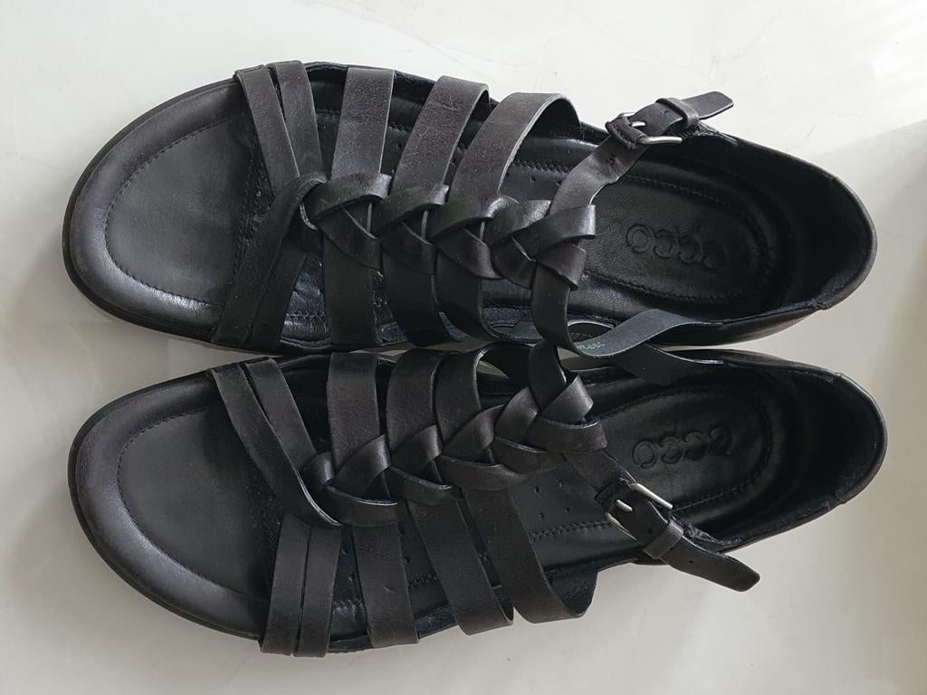 Zwarte leren sandalen - Een keer gedragen Maat 39, Ecco, Zwart, Zo goed als nieuw, Sandalen of Muiltjes