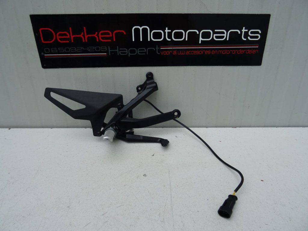 Rem set / Rechter Schetsplaat Ducati Panigale V4 2022-2024, Motoren, Onderdelen | Ducati, -, -, Nieuw, Ophalen of Verzenden