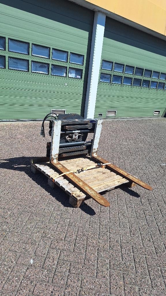 Rotator met vorkenversteller Cascade FEM 2, Ophalen, Cascade, Industriepark 2a 9351PA Leek, H.O.Albert Ale Slotema