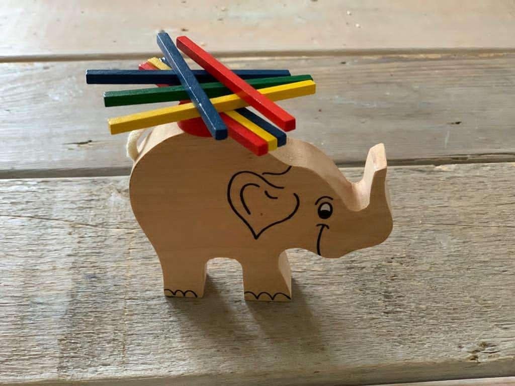 Houten spel stapelolifant. Nieuw. Toi-toys eindhoven. Mikado, Ophalen, Nieuw, Overige typen