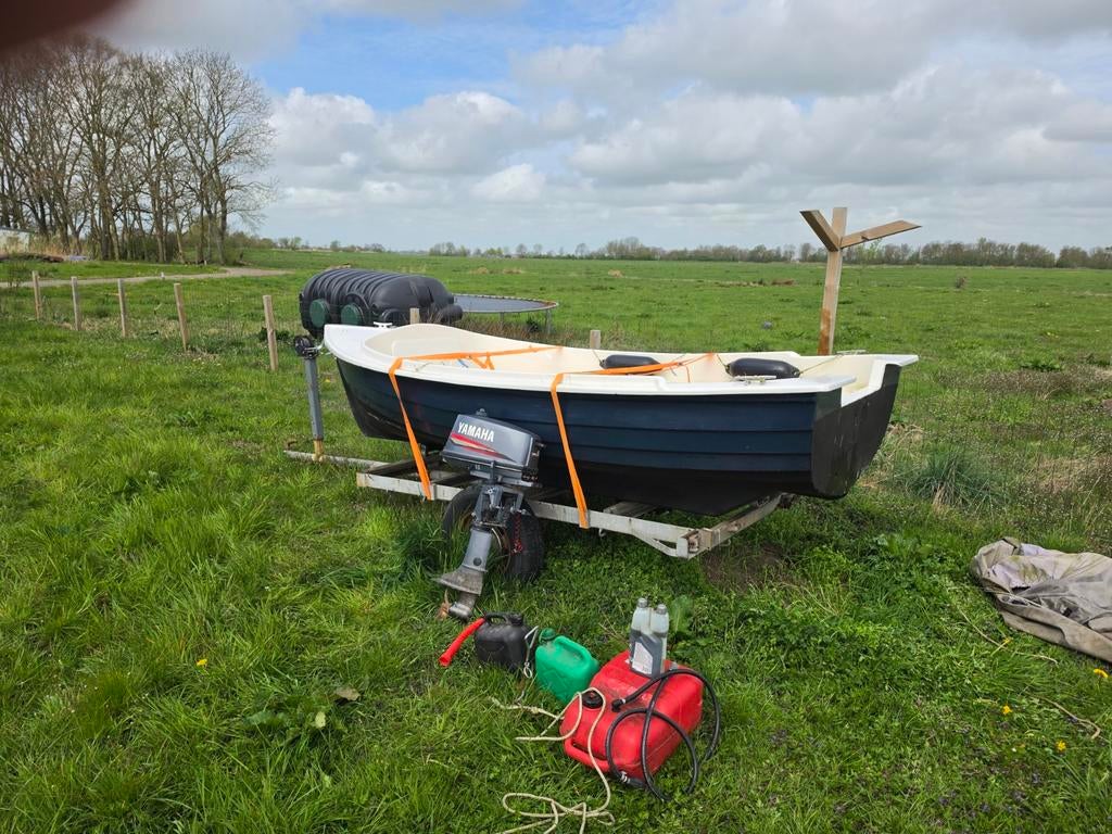 Bootje met aanhangmotor, Watersport en Boten, Ophalen, Gebruikt, Tot 10 pk, 3 tot 6 meter