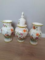 2 Chinezen vazen en Chinezen pot met deksel Z.G.A.N, Ophalen