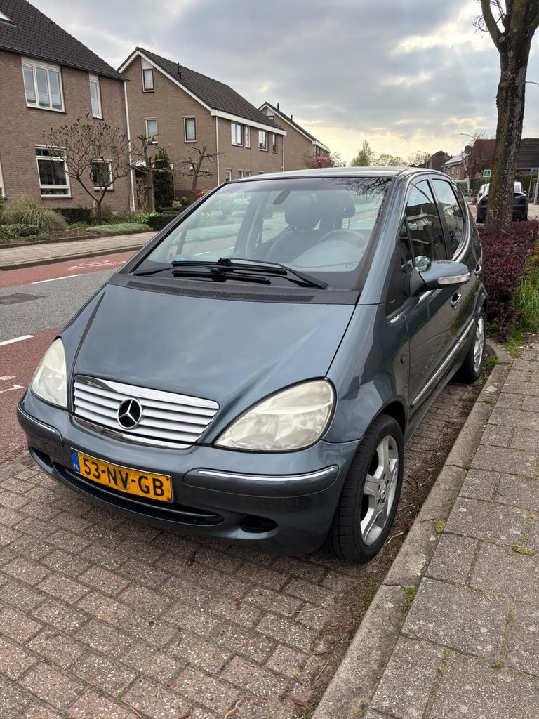 Mercedes-Benz A-Klasse 1.4 A140 2004 Blauw, Auto's, Voorwielaandrijving, 1005 kg, Stof, 40 €/maand