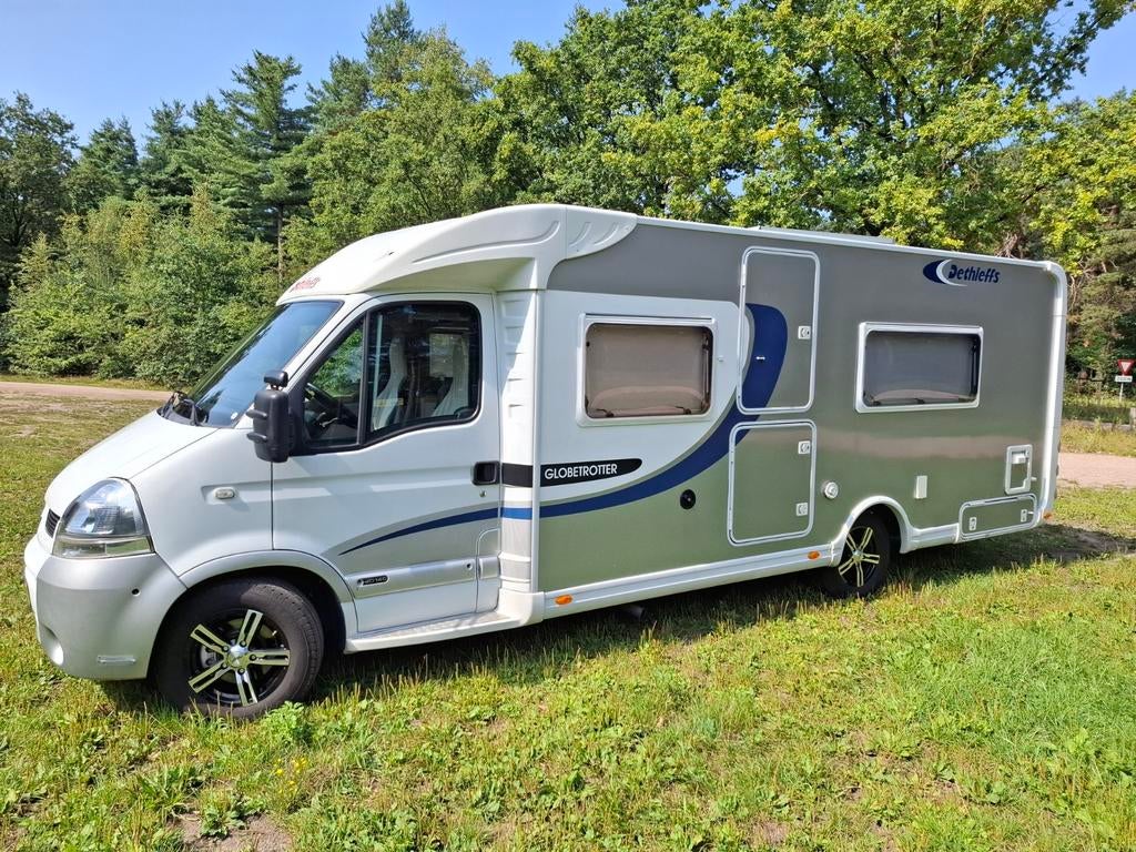Dethleffs esprit rt Globetrotter met enkele bedden, Caravans en Kamperen, Campers, Achteruitrijcamera, 7 tot 8 meter, Particulier