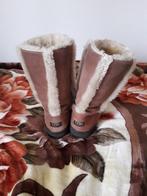 Ugg laarzen maat 38, Hoge laarzen, Bruin, Ophalen of Verzenden, Zo goed als nieuw