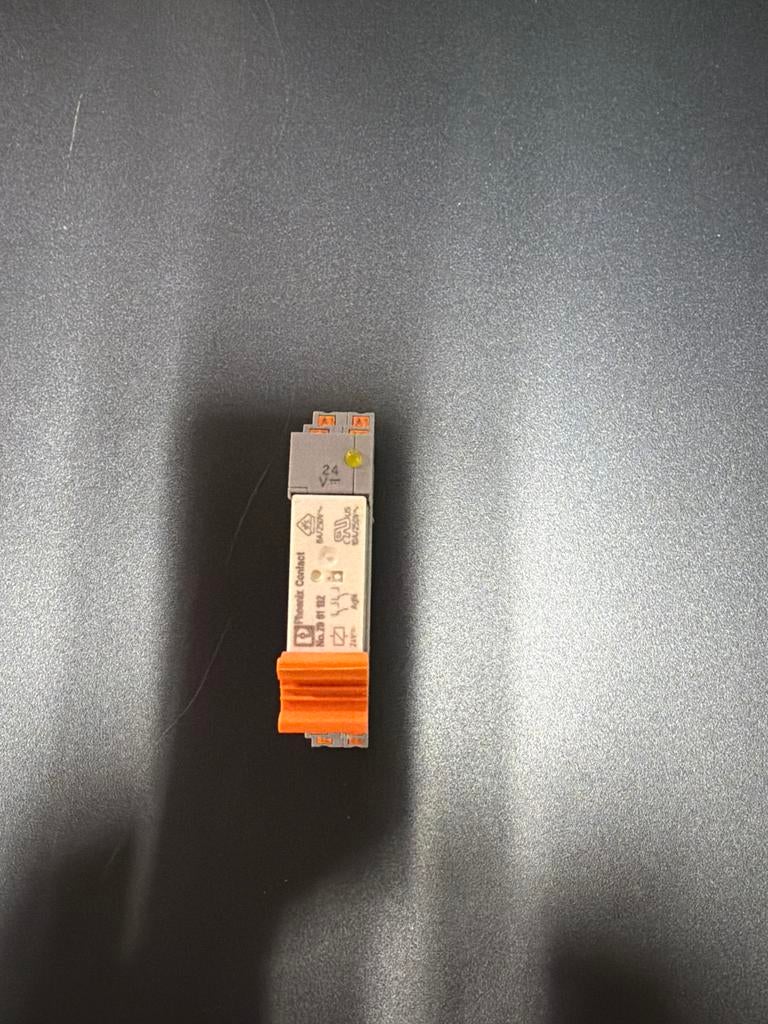 Phoenix Contact PLC BPT 24DC 21/21 Relais, Hobby en Vrije tijd, Elektronica-componenten, Ophalen of Verzenden, Zo goed als nieuw